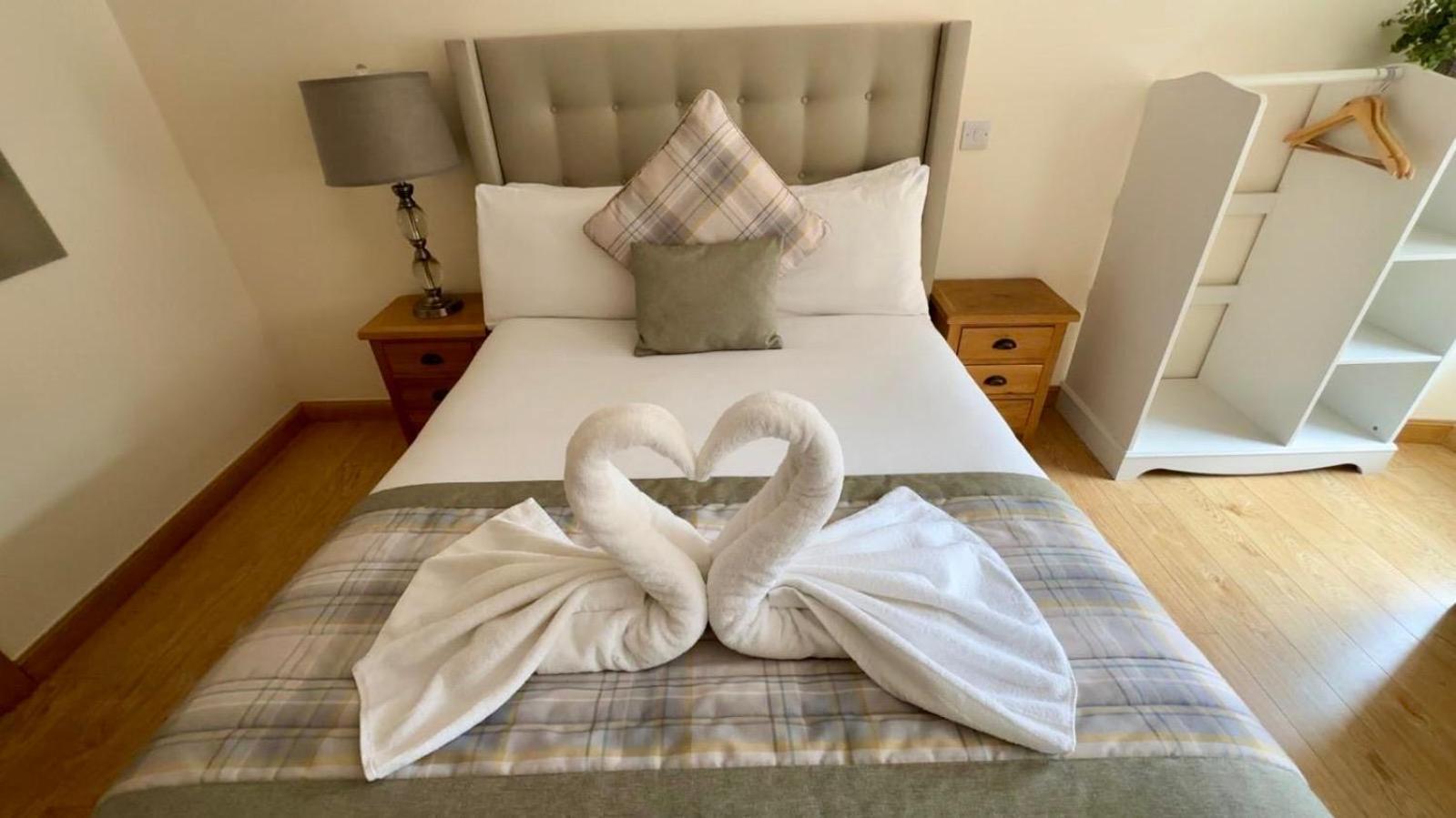 Waverley Inn Holiday Apartments Inverness Eksteriør bilde
